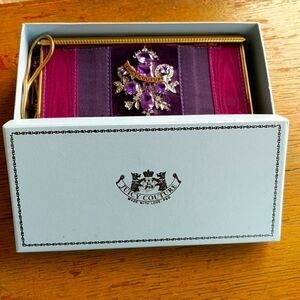 Searching for: Juicy Couture Minaudière Gold Makeup Case